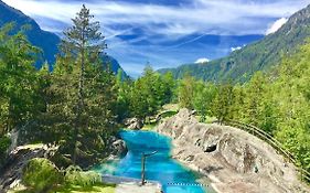 À Flanc de Montagne